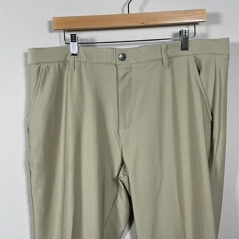 Adidas‎ Golf Pants Mens 36x34 Khaki Tan Excellent Performance Slacks Golfcore